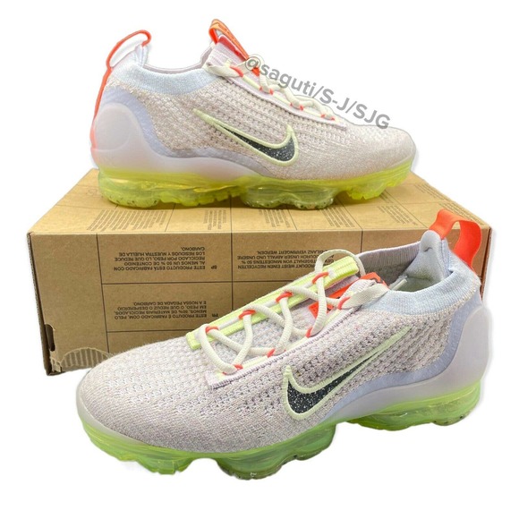Nike Air VaporMax 2021 Flyknit Women Size 6 Light Bone Coral Green DC4112-003 - Picture 1 of 8